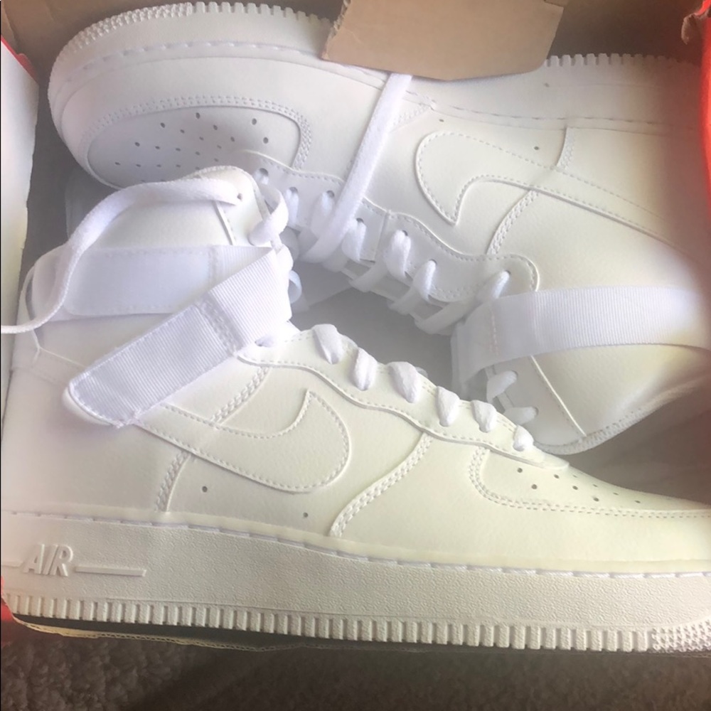 White Nike shoes